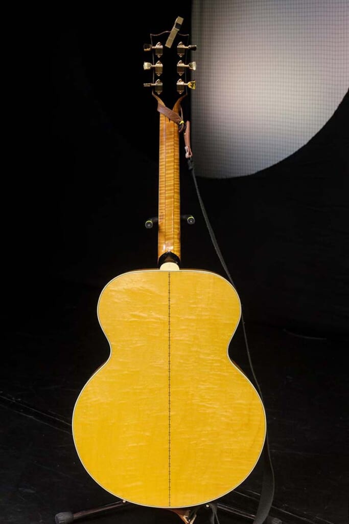 Gibson／J-200N（背面）