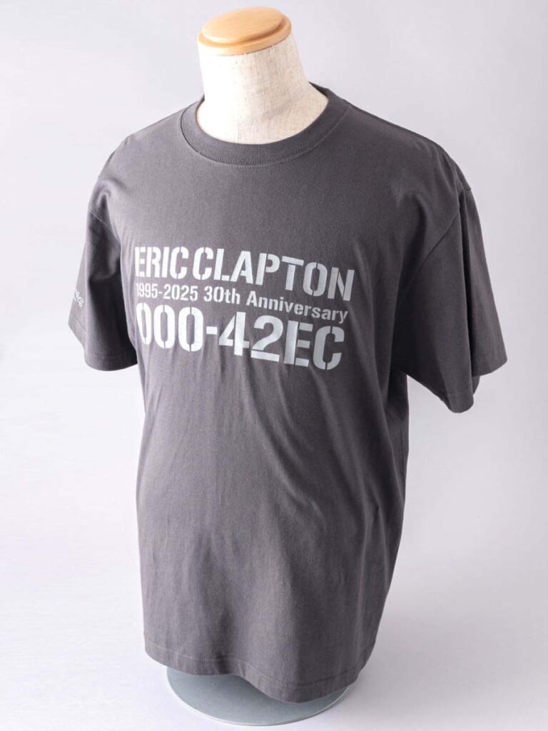 Eric Clapton x Martin Guitar
000-42EC（スミ）Tシャツ（前面）