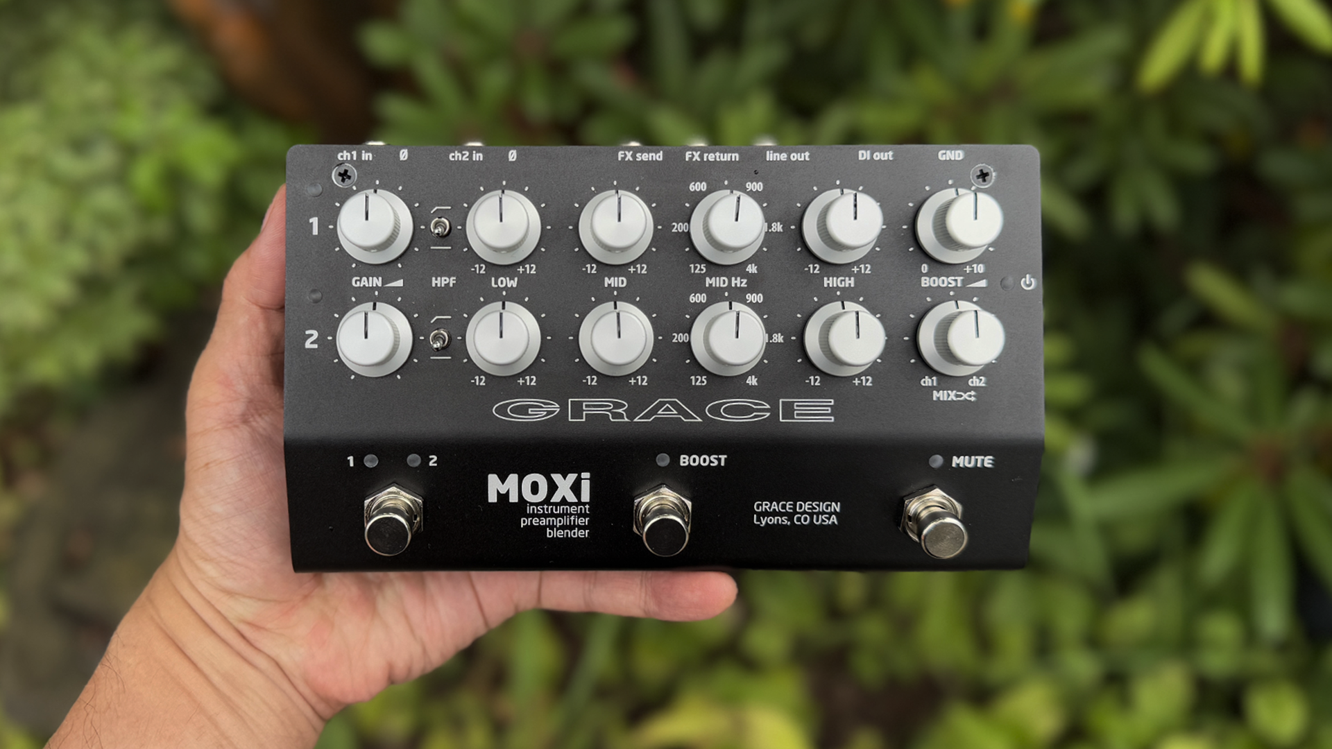 GRACE designより2chのアコースティック楽器用プリアンプMOXiが新登場!