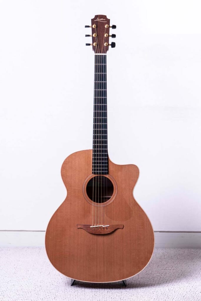 Lowden／O-22C（表面）