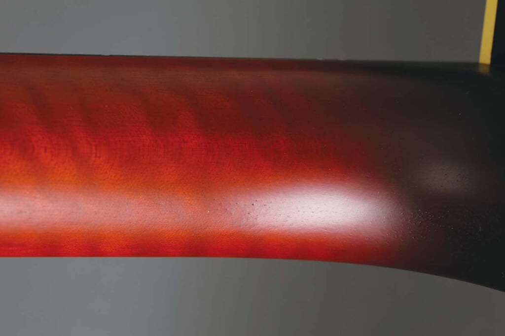 ネック裏の塗装