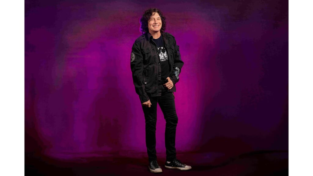 エリック・マーティンが12月にビルボードライブにてアコースティック・ライブを開催