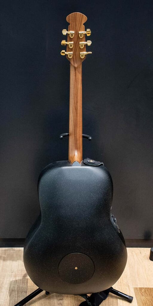 Ovation/Adamas 1687GT(背面)