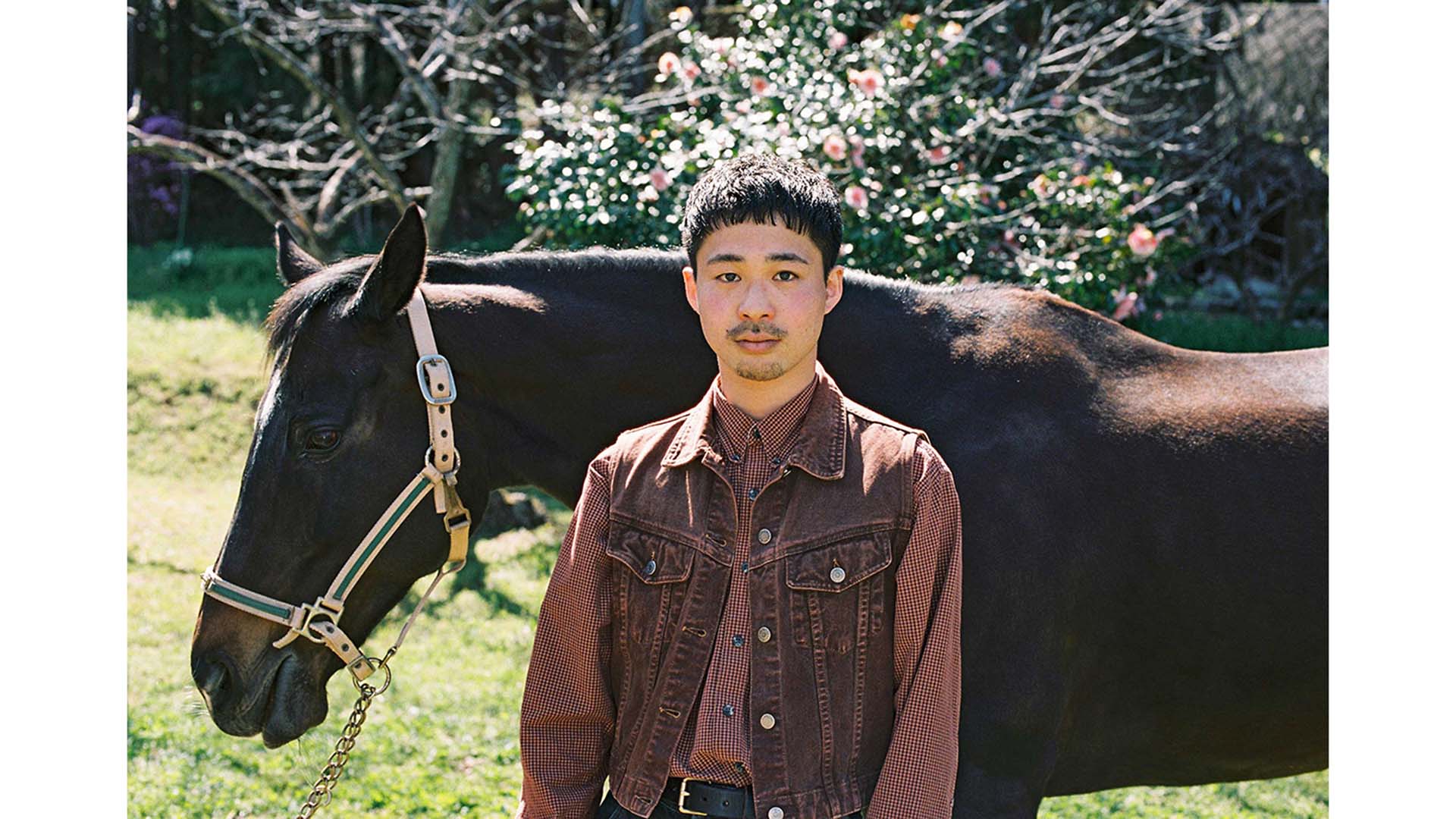 眞名子 新が6月6日に神戸VARIT.にて“眞名子 新 フライングワンマンショー vol.3”を開催