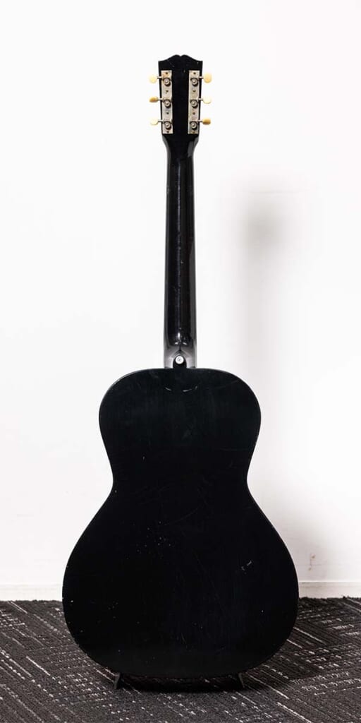 Gibson／1933 L-00 Ebony Light Aged（背面）
